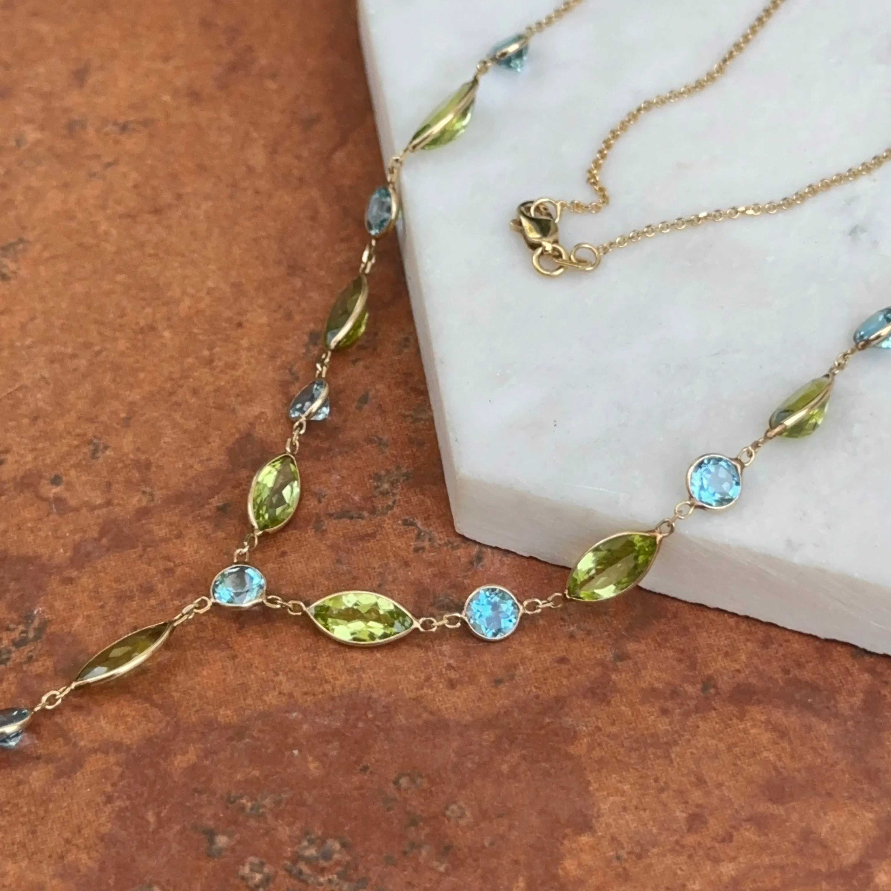 14KT Yellow Gold Topaz, Peridot   Freshwater Pearl Lariat Necklace