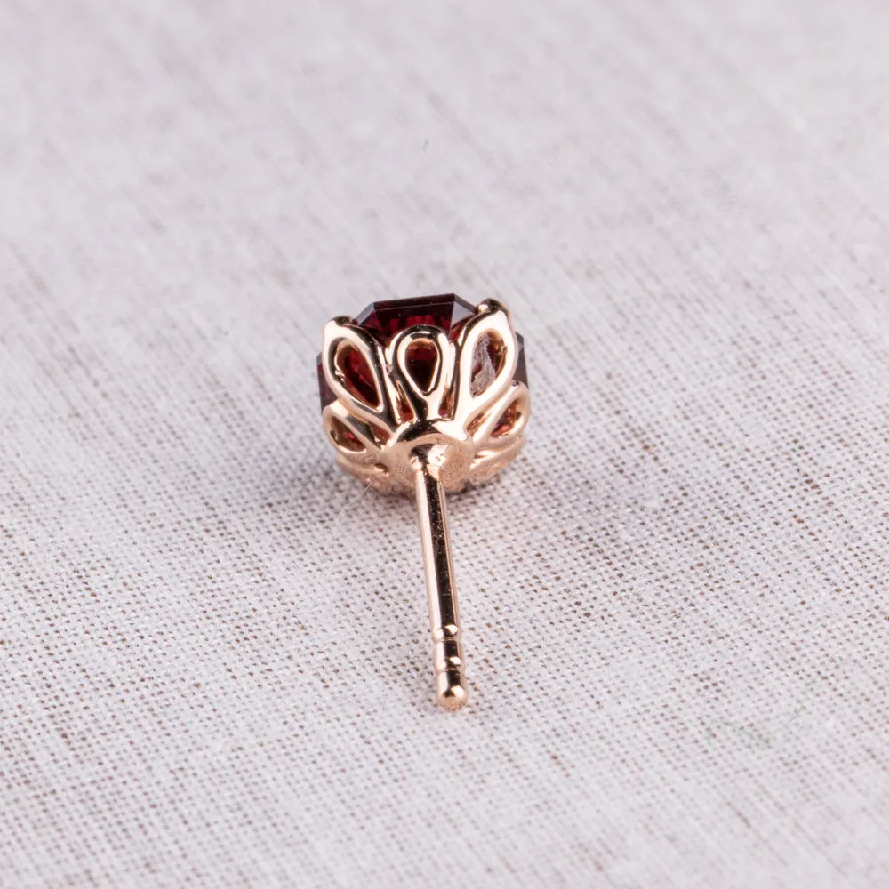 18ct Rose Gold Garnet Octavia Stud Earrings