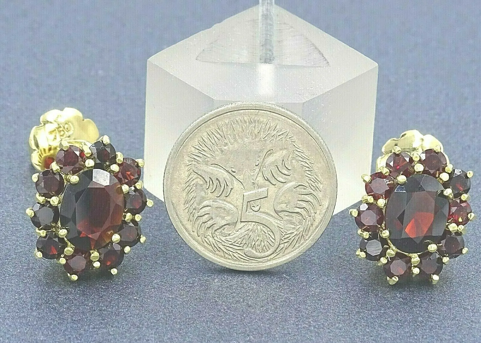 18ct Yellow Gold Red Garnet Cluster Stud Earrings
