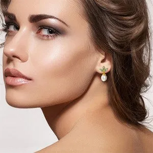 9.5 Carat 14K Solid Yellow Gold Dangling Earrings Pearl Green Amethyst