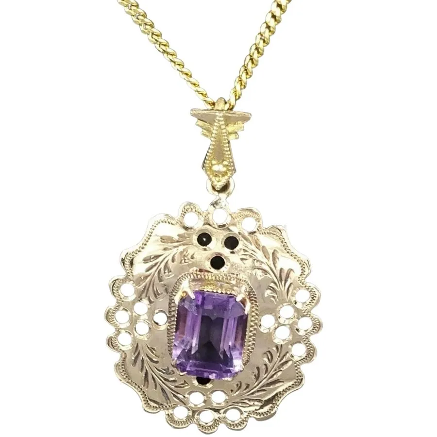 9ct Yellow Gold Amethyst Engraved Pendant