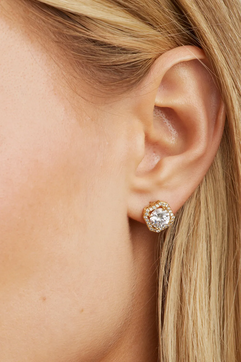 Adriana Studs