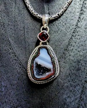 Alluring Druzy Garnet Pendant