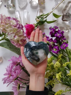 Amethyst Geode / Agate Heart (#1A)