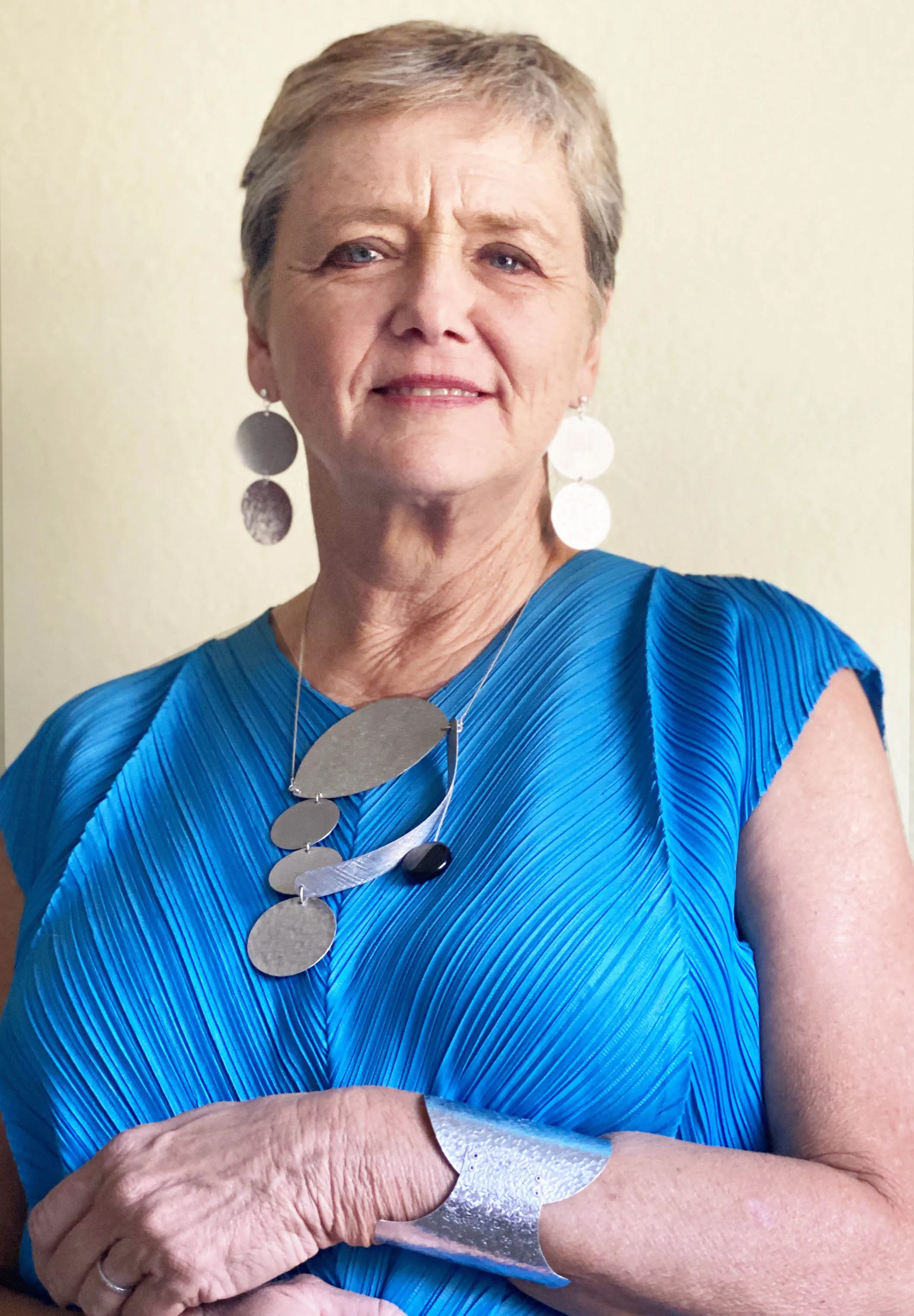 BLUE MOON  Lightweight Balanced Necklace with Onyx from the Lunar Collection