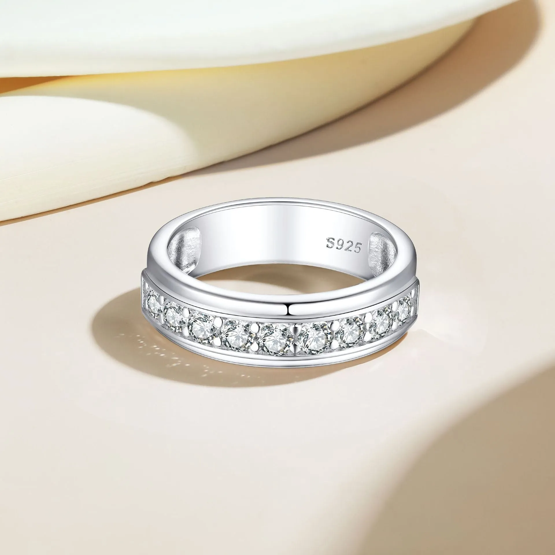 Classic Men's Round Cut CZ Wedding Band Ring - 6mm