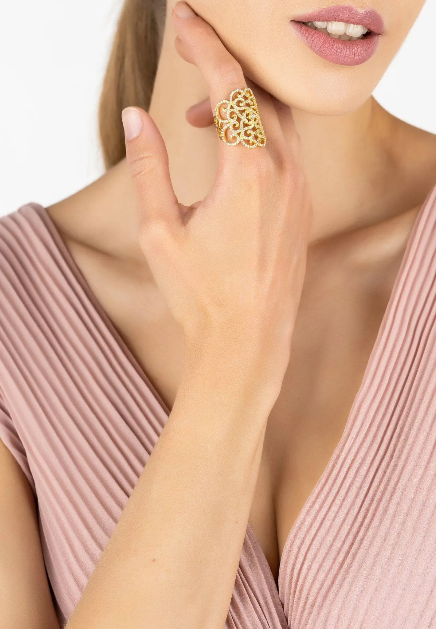 Countess Cocktail Ring White Gold
