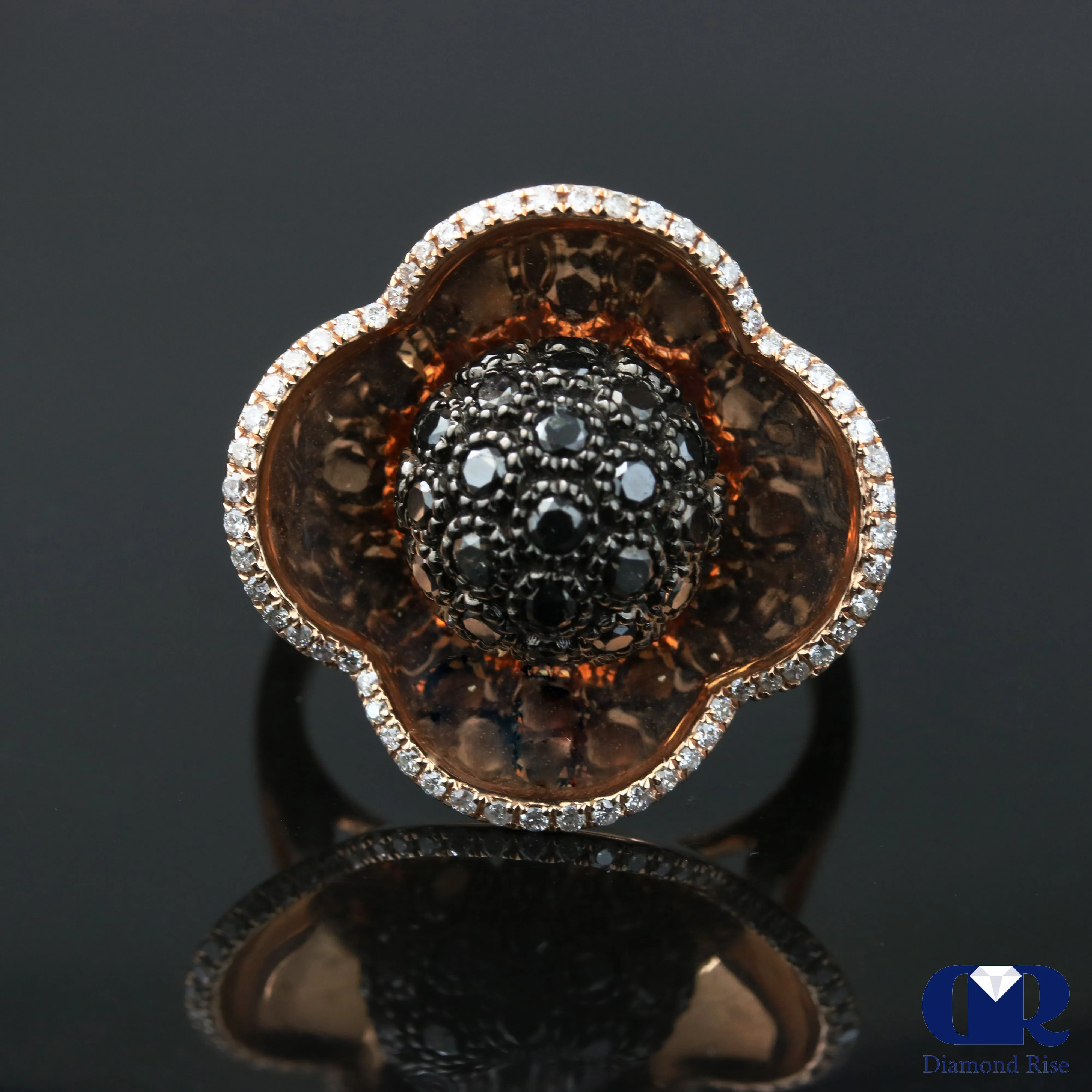Diamond Floral Shaped Cocktail Ring In 14K Gold