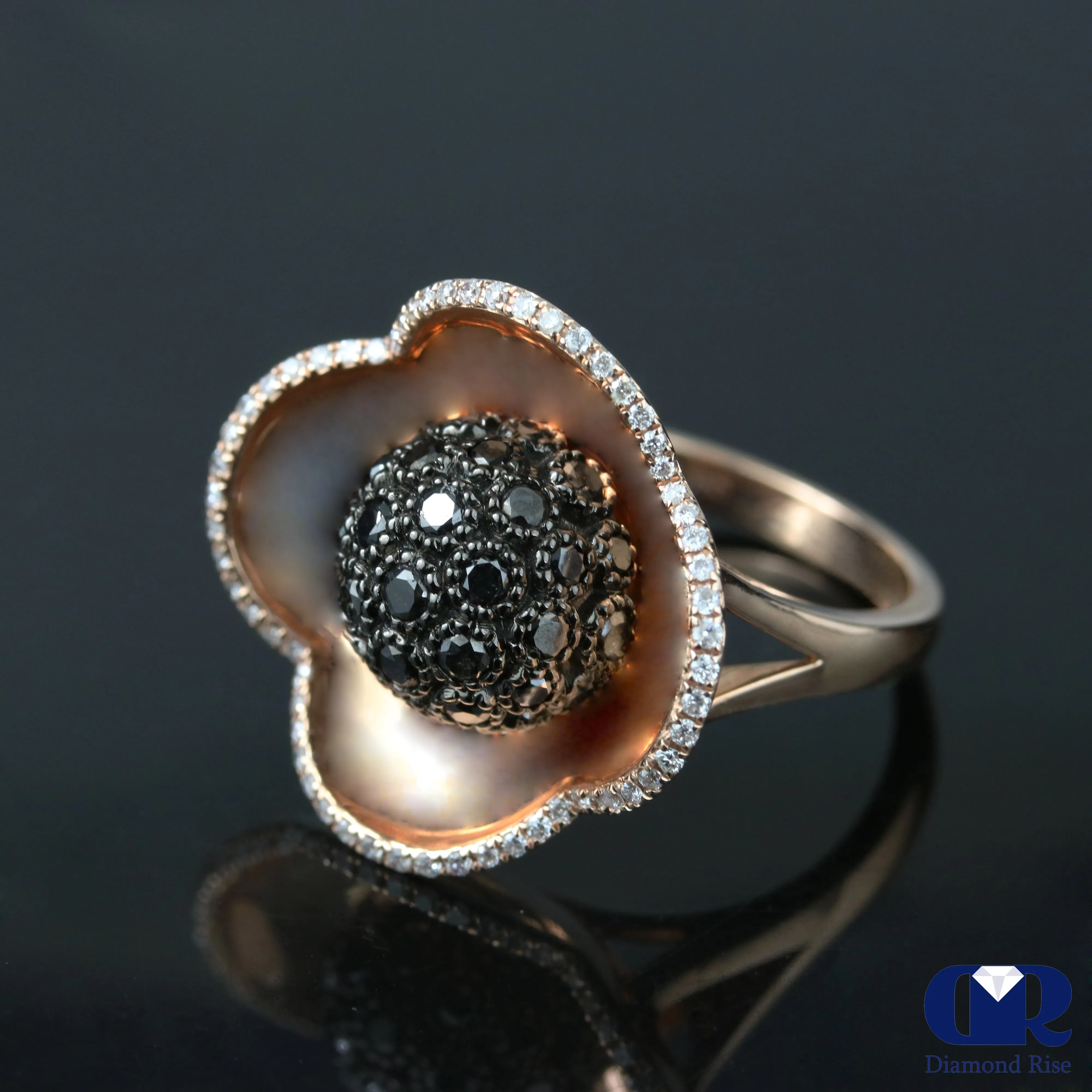 Diamond Floral Shaped Cocktail Ring In 14K Gold