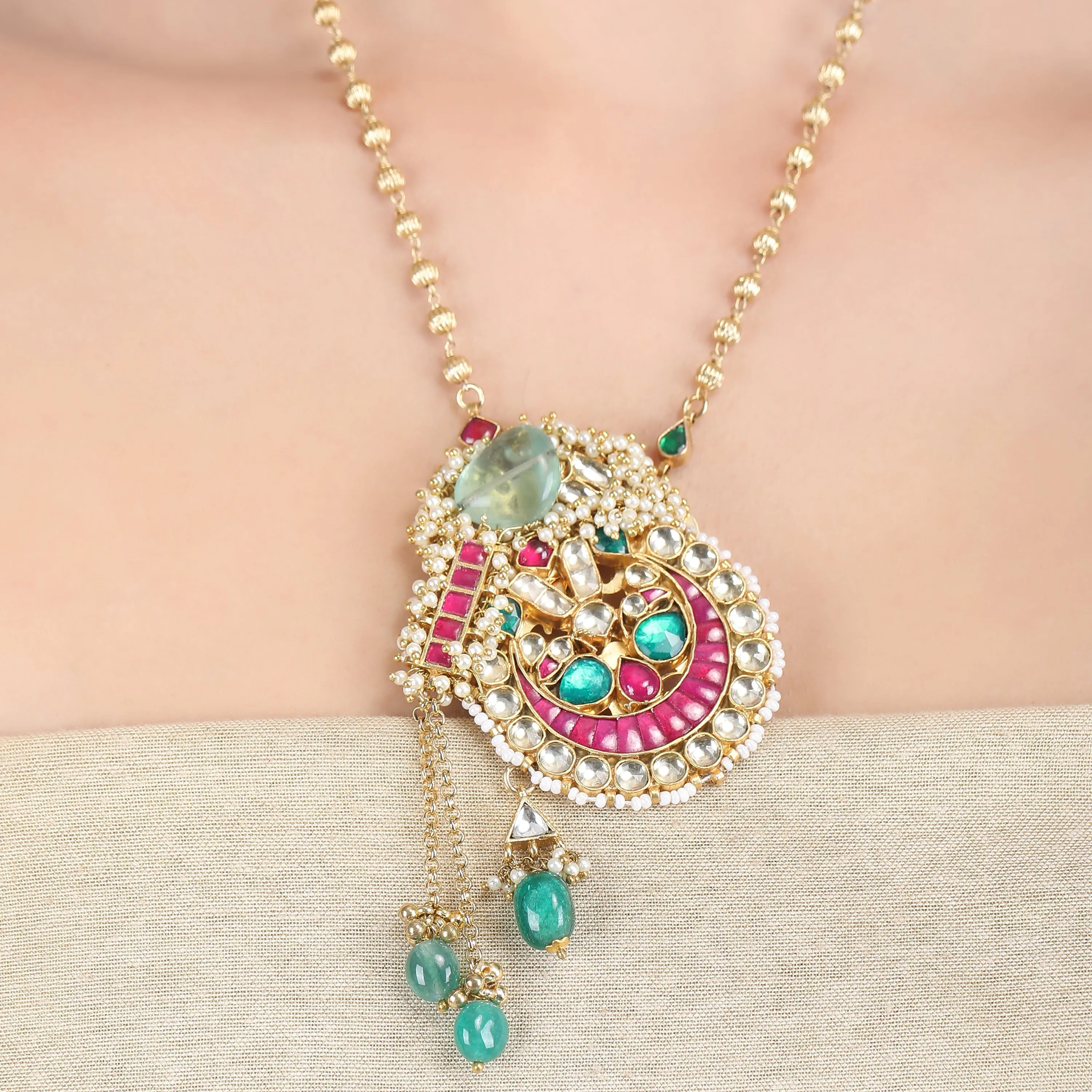 GUTHAI   Hema NECKLACE