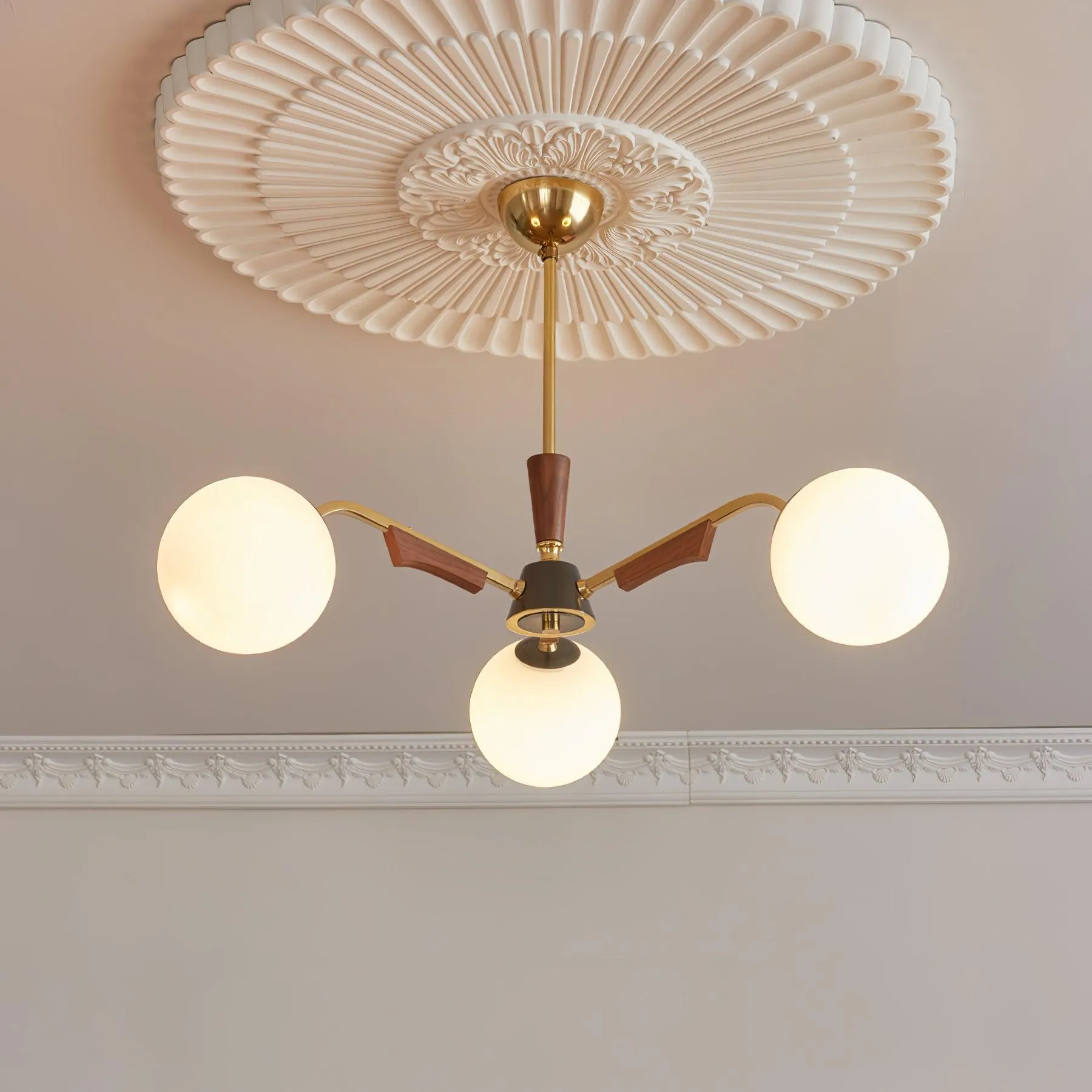 Jeri Sputnik Chandelier