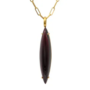 NAVETTE GARNET PENDANT
