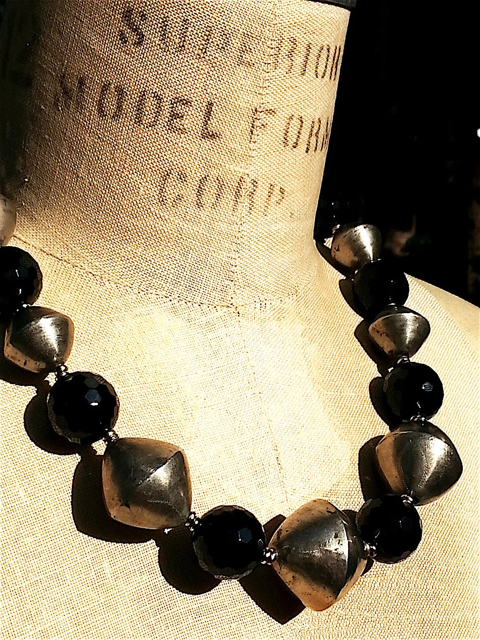 Necklace Onyx And Large Tuareg Silver