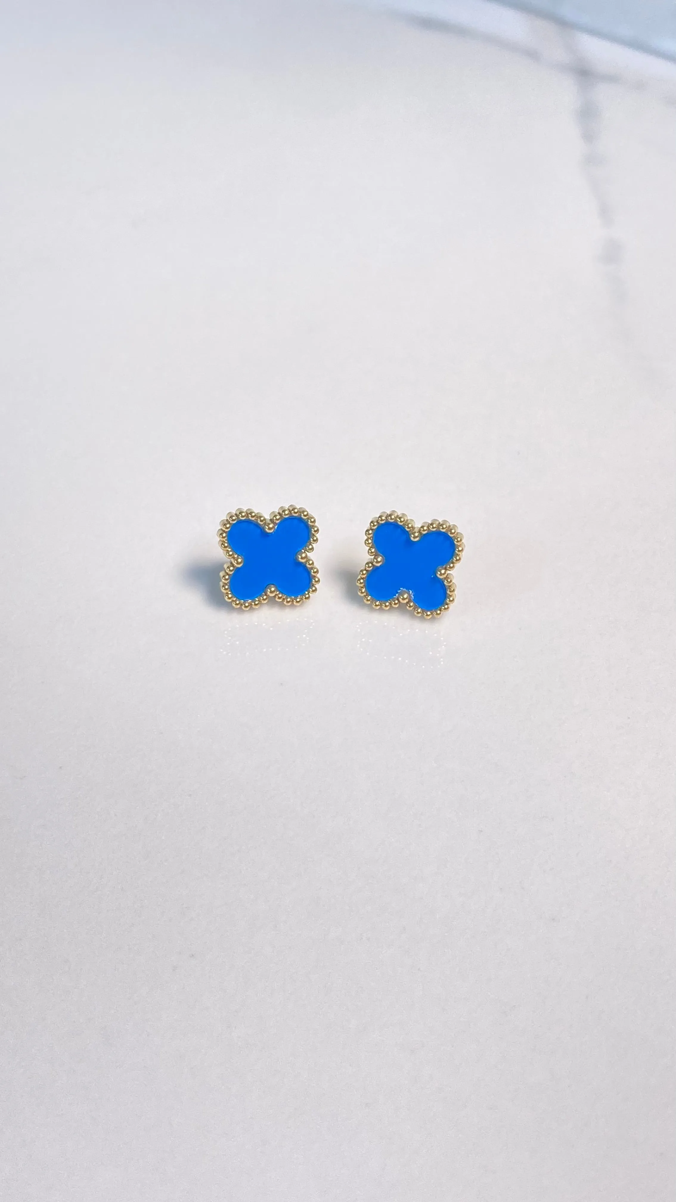 Sleek Clover Stud Earrings