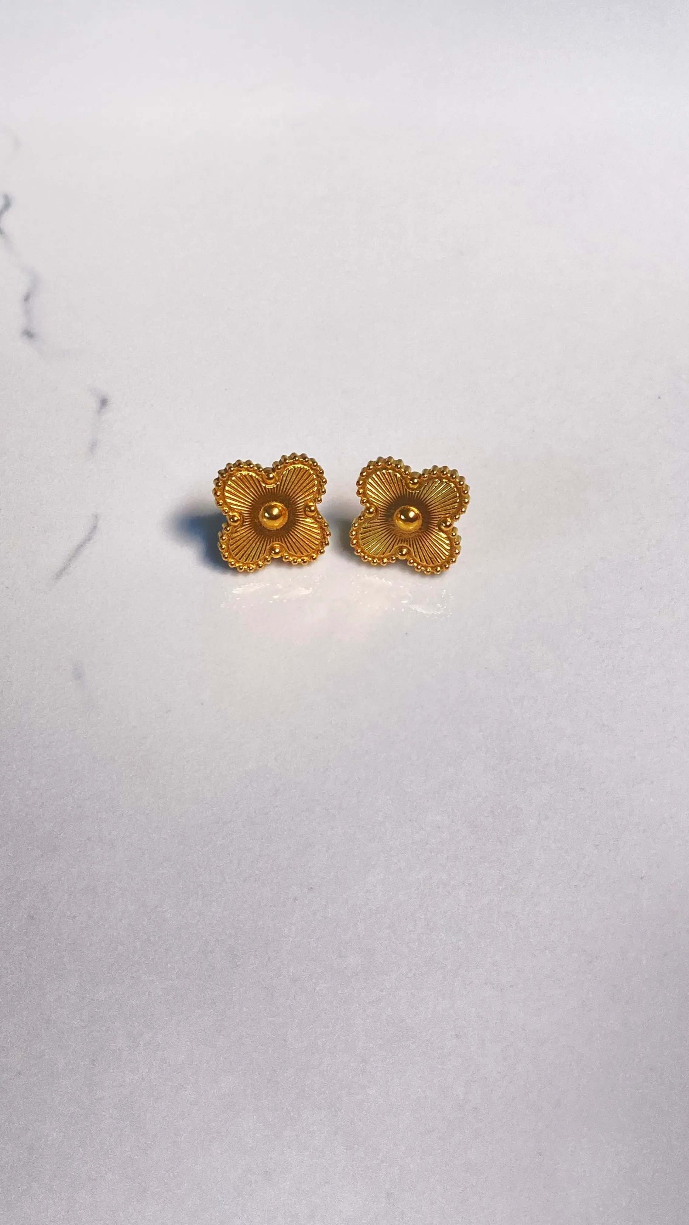 Sleek Clover Stud Earrings