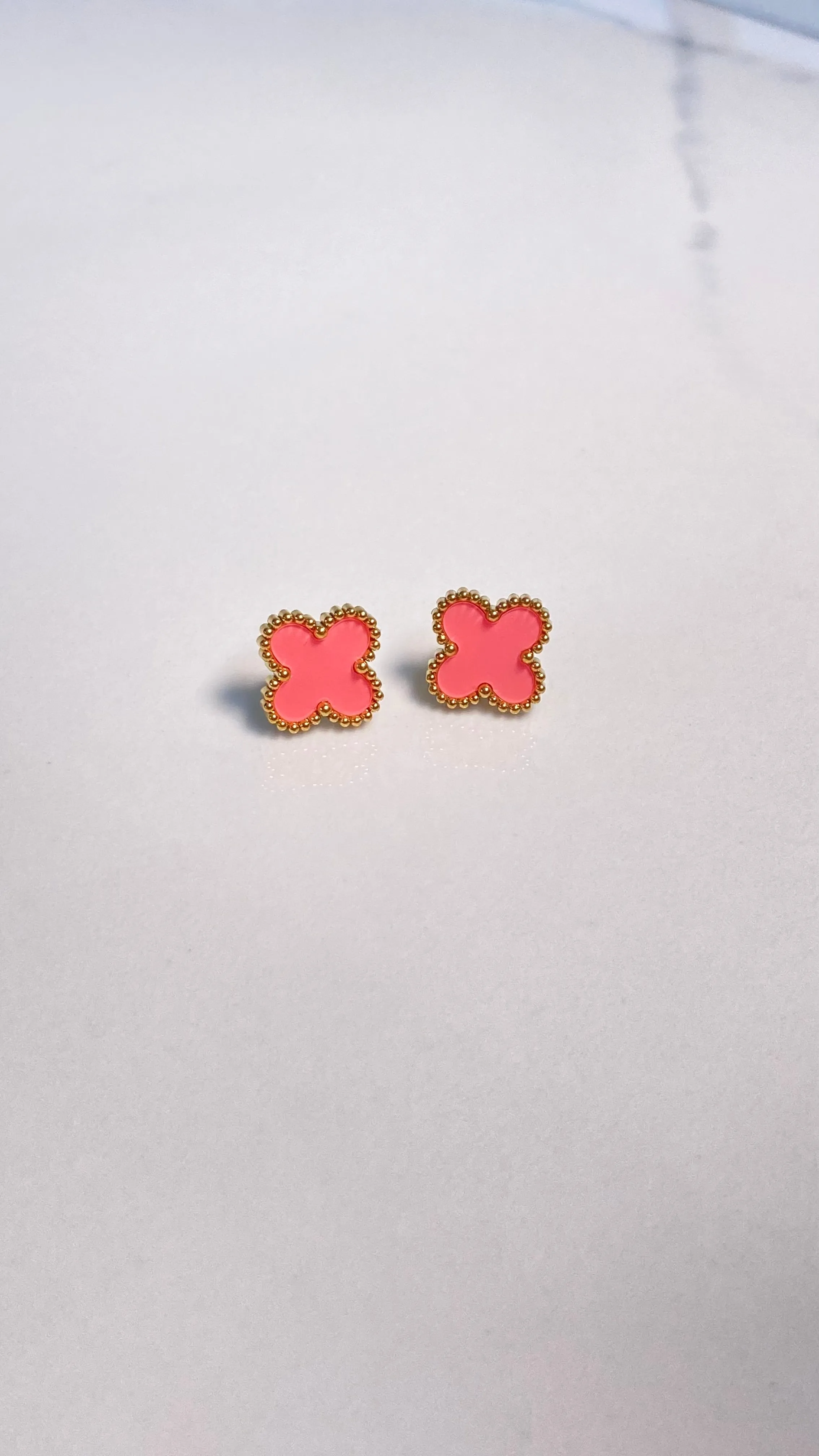 Sleek Clover Stud Earrings