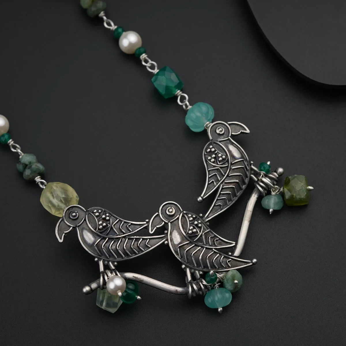 Tota Necklace with Multicolor Stones