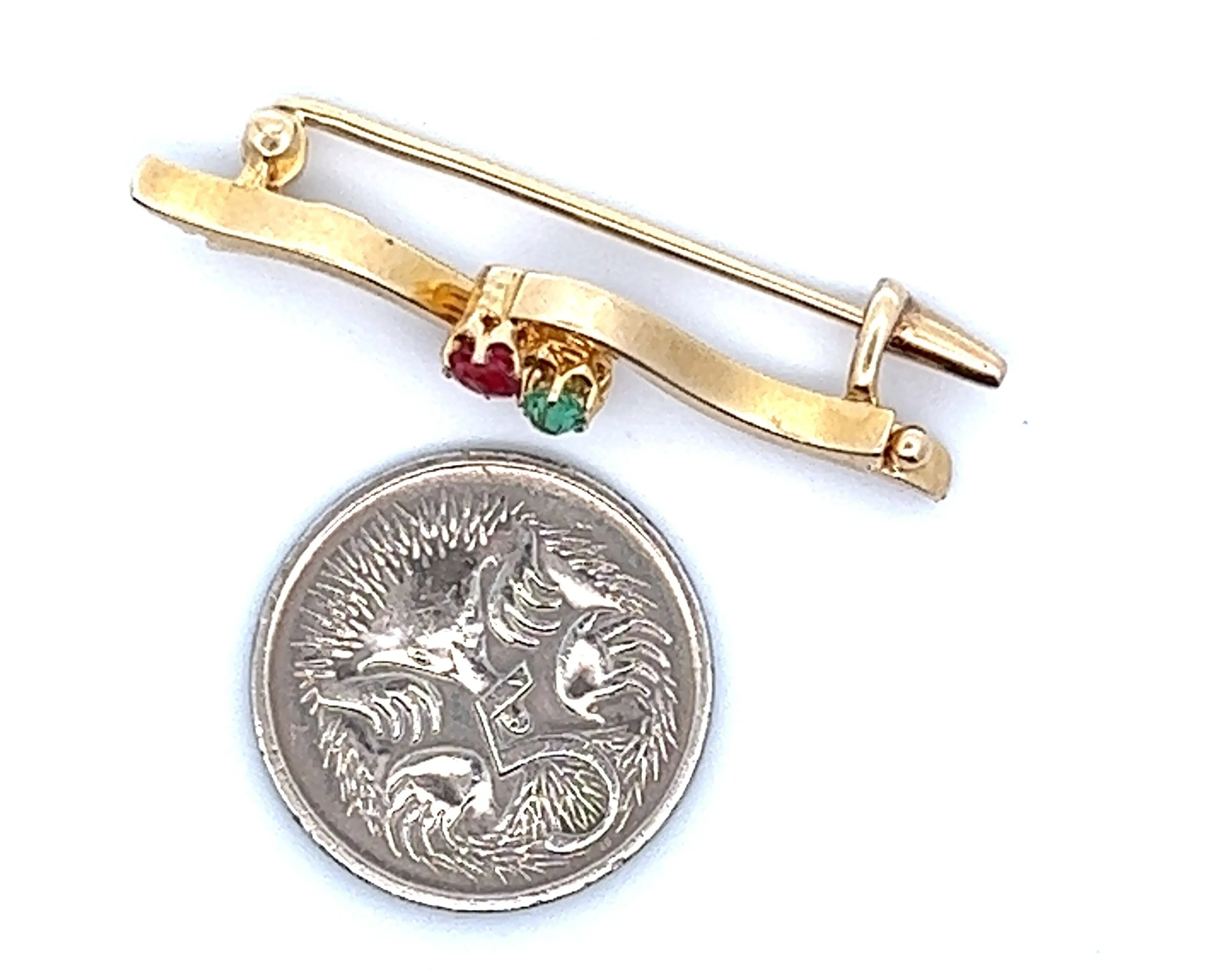 Vintage 15ct Yellow Gold Garnet & Glass Brooch