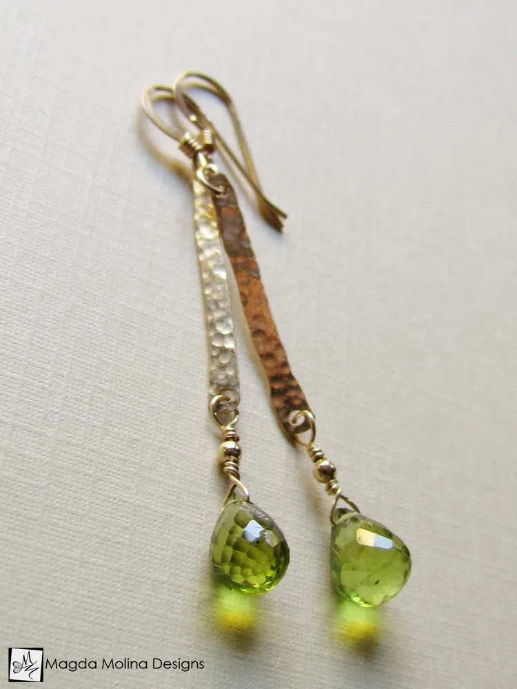 WHOLESALE - The Hammered Gold Bar And Peridot Drop Earrings