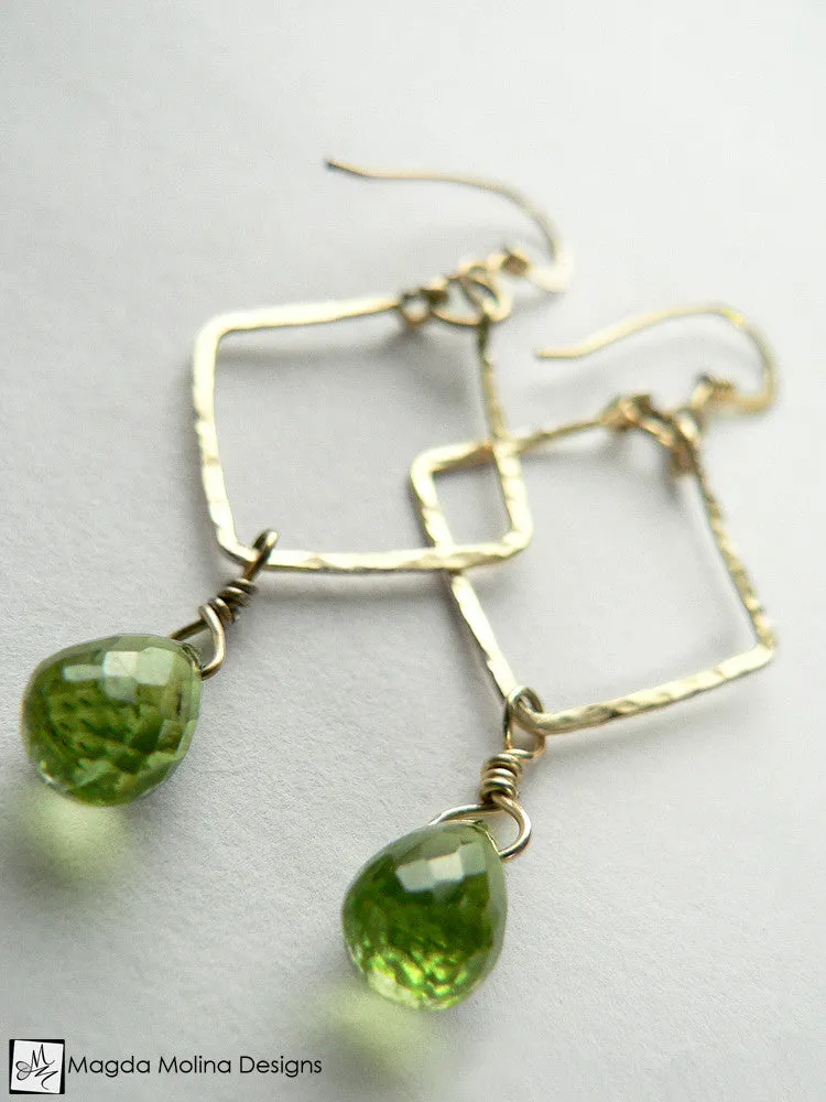WHOLESALE - The Hammered Gold Diamonds Earrings With Fancy Peridot Drops